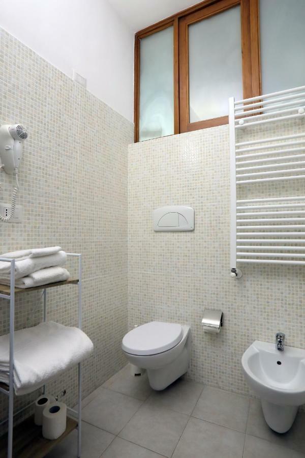 Primo Piano Guesthouse - Bari Policlinico Dış mekan fotoğraf