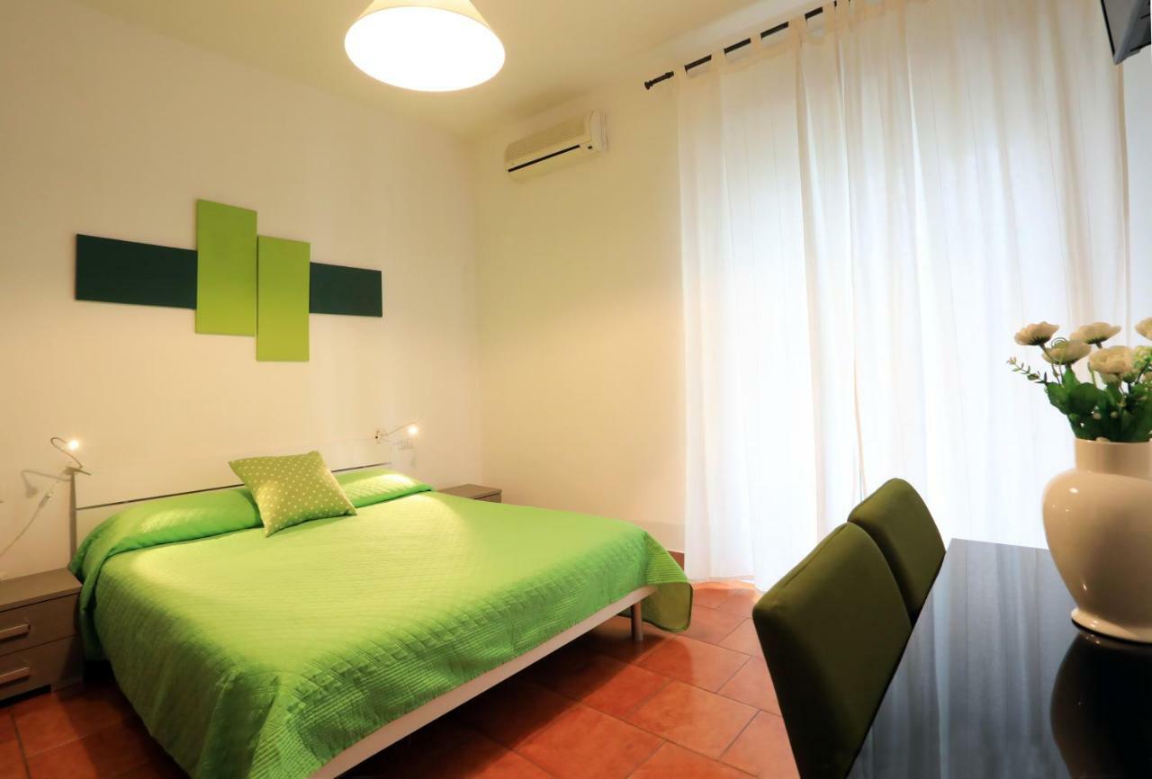 Primo Piano Guesthouse - Bari Policlinico Dış mekan fotoğraf